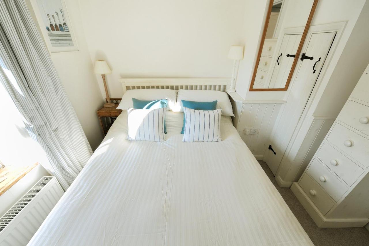 Charm Cottage Charmouth Exteriör bild