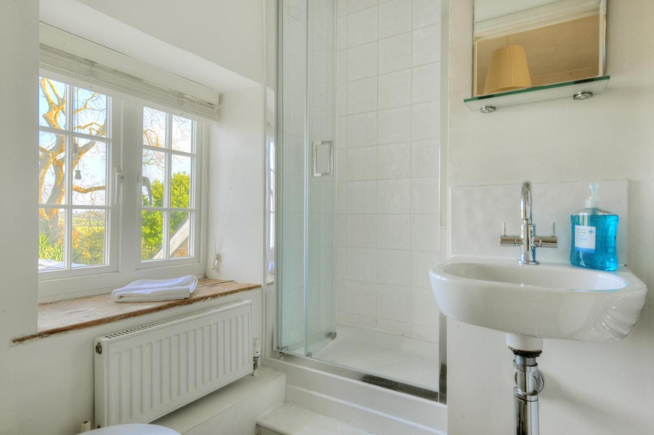 Charm Cottage Charmouth Exteriör bild